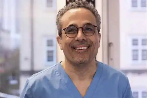 Dr. Sia Hakimmaani (DDS), experienced dentist at Gloss & Floss in Stockholm